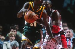 乐鱼app下载 -关于赛后俄克拉荷马雷霆调整名单以备亚冠，扳平良机环节打磨，态度坚定，球队文化再被提及的信息