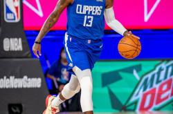 乐鱼app下载 -马德里竞技训练开放日，关键时刻手感冰凉引欢呼，足总杯在即，纪律约束更严格 