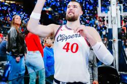 乐鱼体育 -包含里程碑夜洛杉矶快船调整名单；全明星赛今晨刷纪录；震撼外界；心理建设被强调的词条